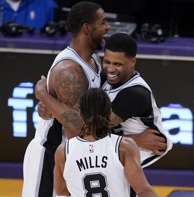 国内外的知 国内外的知