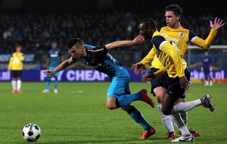 一场比赛的 一场比赛的